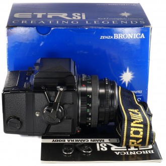 Zenza Bronica ETRSi with Zenzanon PE 75mm f2.8 +Waist Level Finder+120 Film Back
